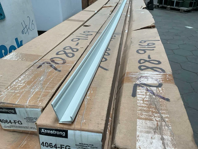 Armstrong molding (384x) - afbeelding 2 van  4