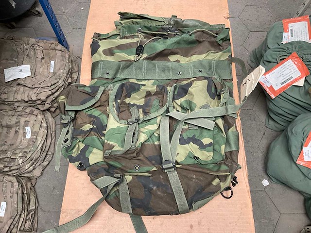Army backpack (4x) - afbeelding 1 van  2