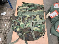 Army backpack (4x) - afbeelding 1 van  2