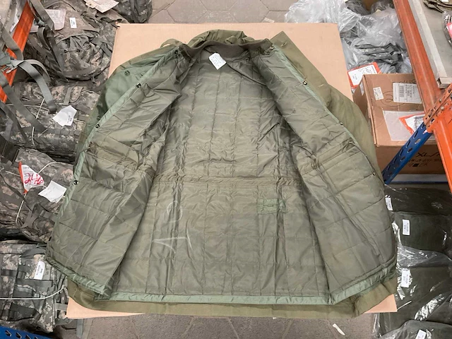 Army jacket - afbeelding 4 van  7
