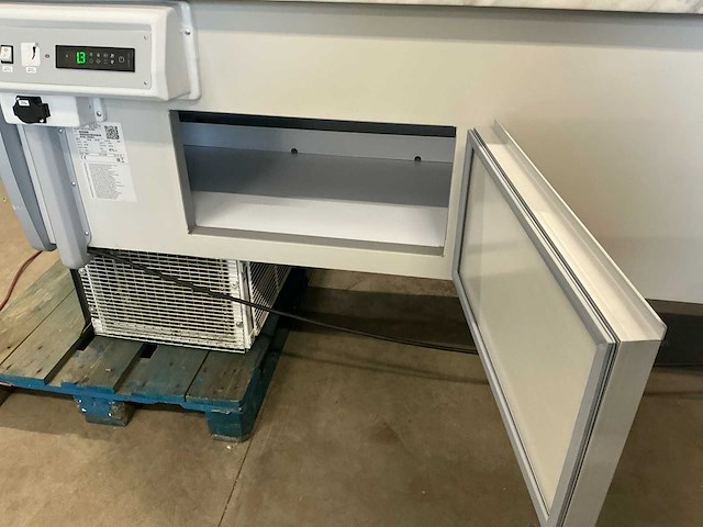 Arneg dallas3 vt vcb r134 professionele koelvitrine/koeltoonbank - afbeelding 8 van  21