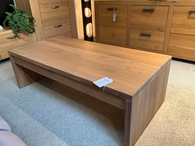 Arno eiken salontafel - afbeelding 3 van  6