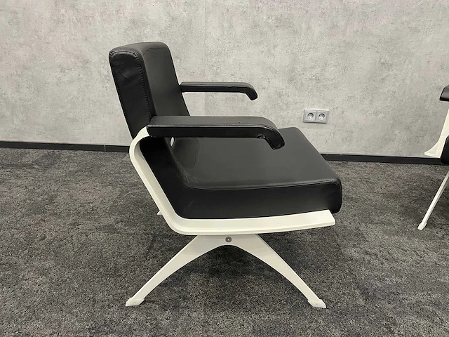 Arper - design lounge set - afbeelding 2 van  11