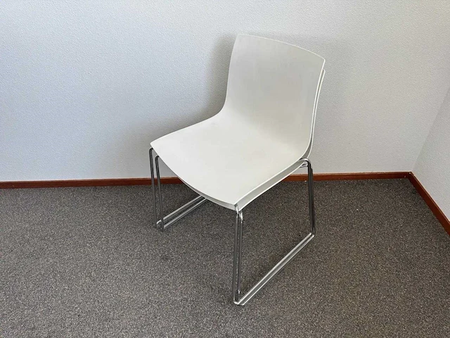 Arper - kantinestoel (28x) - afbeelding 3 van  6