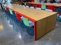 Arper catifa - 18 persoons conferentie opstelling - 6meter - afbeelding 1 van  23