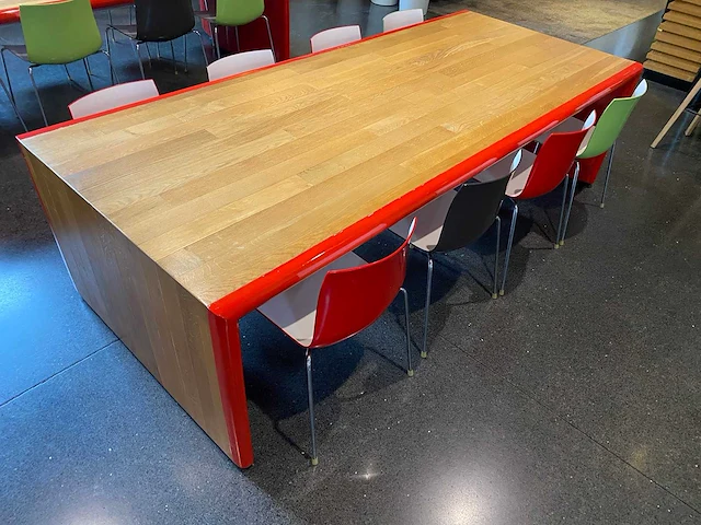 Arper catifa - 8 persoons conferentie opstelling - 280x120 - afbeelding 18 van  22