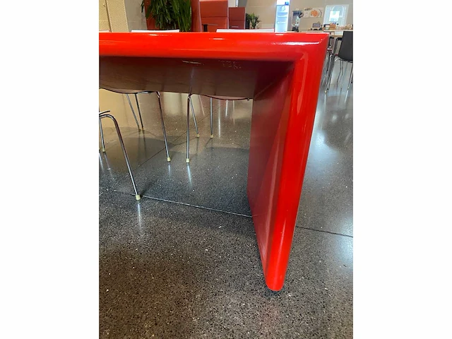 Arper catifa - 8 persoons conferentie opstelling - 280x120 - afbeelding 7 van  22