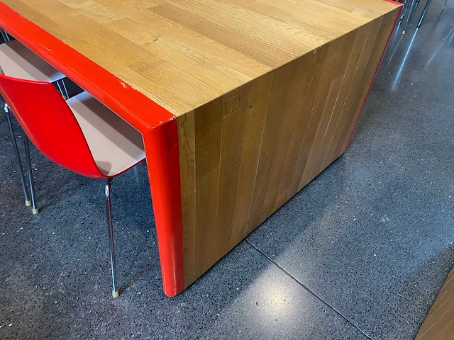 Arper catifa - 8 persoons conferentie opstelling - 280x120 - afbeelding 6 van  22