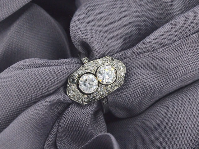 Art deco platina ring met diamant - afbeelding 1 van  9