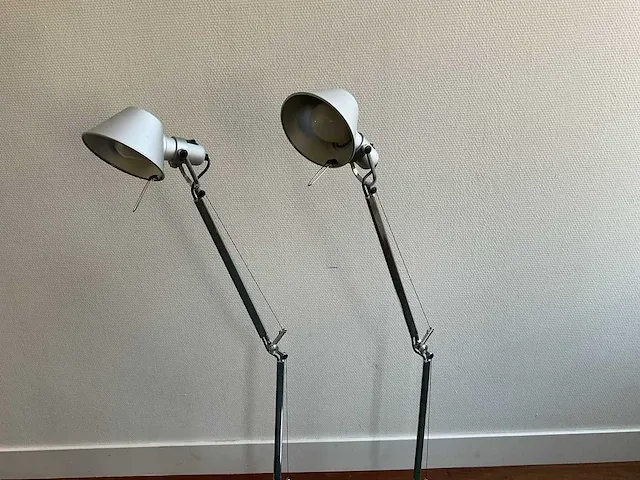 Artemide tolomeo bureaulamp (2x) - afbeelding 2 van  4