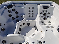 Artic spa 5 persoons amerikaans jacuzzi en buitenspa - afbeelding 22 van  31