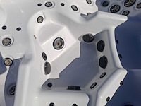 Artic spa 5 persoons amerikaans jacuzzi en buitenspa - afbeelding 11 van  31