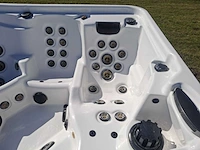 Artic spa 5 persoons amerikaans jacuzzi en buitenspa - afbeelding 5 van  31