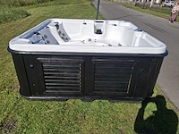 Artic spa 5 persoons amerikaans jacuzzi en buitenspa - afbeelding 29 van  31