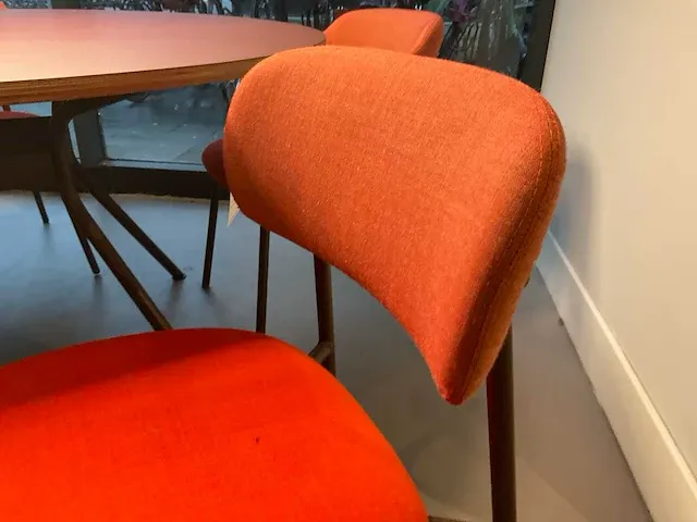 Artifort aloa eetkamerstoel (4x) - afbeelding 4 van  9