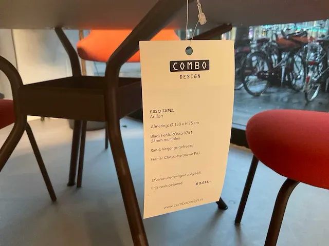 Artifort beso eetkamertafel - afbeelding 4 van  4