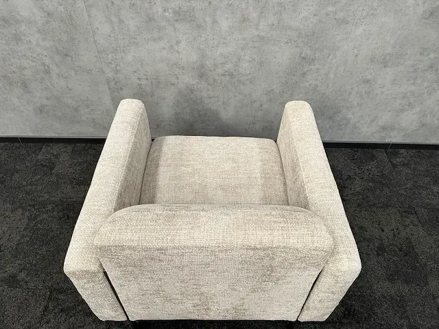 Artifort mare - fauteuil - nieuwe stoffering - afbeelding 13 van  14