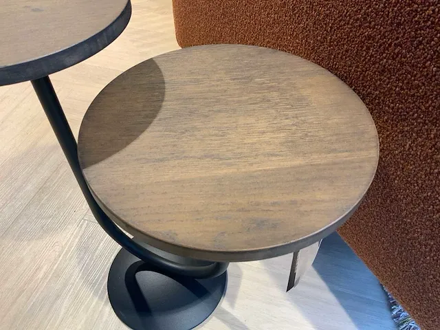 Artifort twins bijzettafel - afbeelding 2 van  4