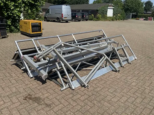 Artilan aluminium gevel/optreksteiger - afbeelding 10 van  15