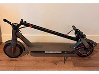 As-str 880 - electrische step met lekvrije banden - afbeelding 3 van  7