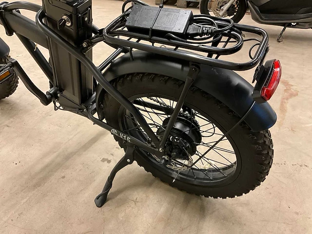 As v15 opvouwbare fatbike - afbeelding 9 van  11