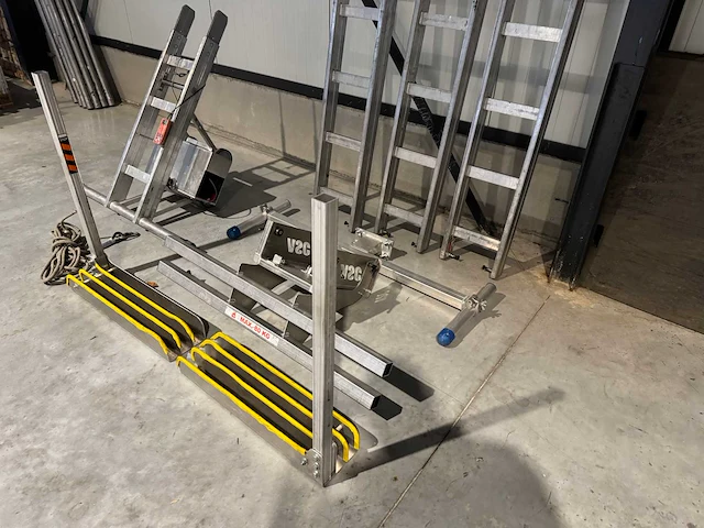 Asc - 2022 - freecon zonnepanelen lift - afbeelding 2 van  10