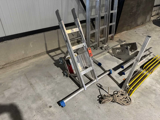 Asc - 2022 - freecon zonnepanelen lift - afbeelding 3 van  10