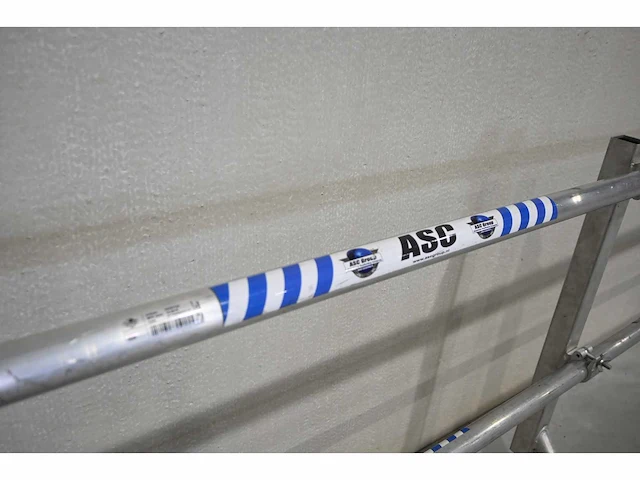 Asc 4-delige aluminium dakrand beveiligingset - afbeelding 4 van  5
