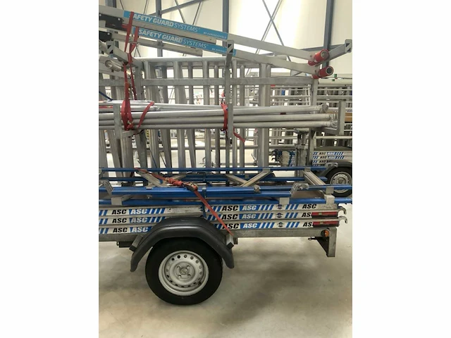 Asc rolsteiger met aanhangwagen - afbeelding 6 van  10