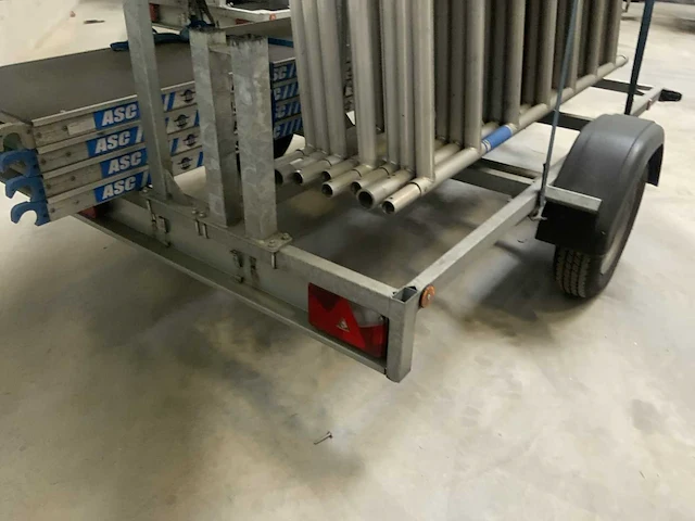 Asc rolsteiger met aanhangwagen - afbeelding 12 van  14