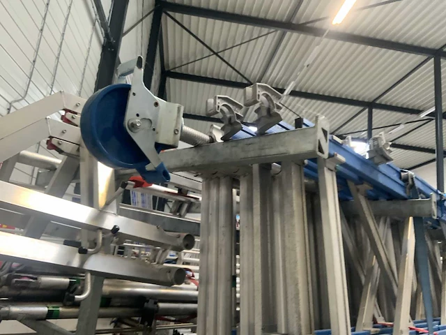 Asc rolsteiger met aanhangwagen - afbeelding 13 van  14