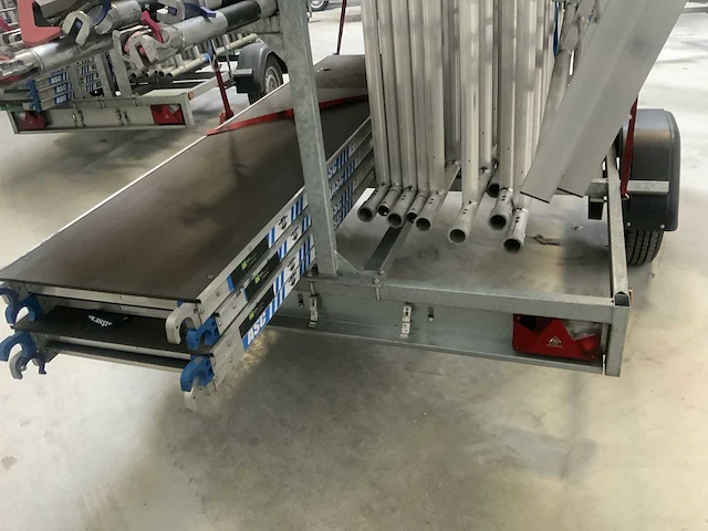 Asc rolsteiger met aanhangwagen - afbeelding 2 van  15