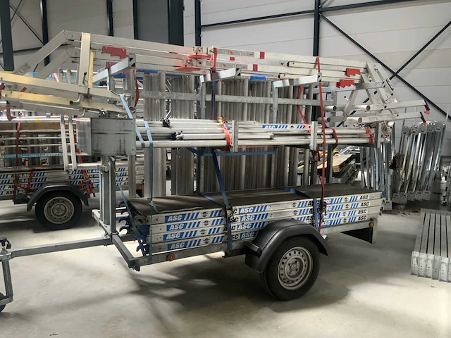 Asc rolsteiger met aanhangwagen - afbeelding 7 van  14