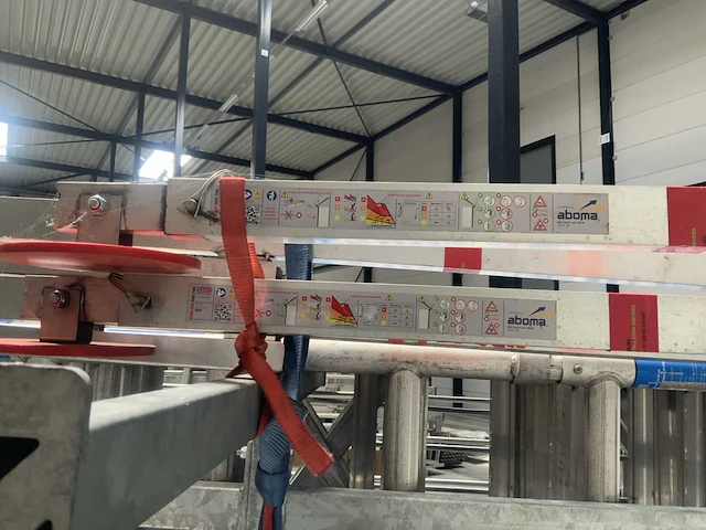 Asc rolsteiger met aanhangwagen - afbeelding 10 van  14