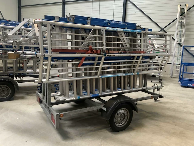 Asc rolsteiger met aanhangwagen - afbeelding 17 van  17