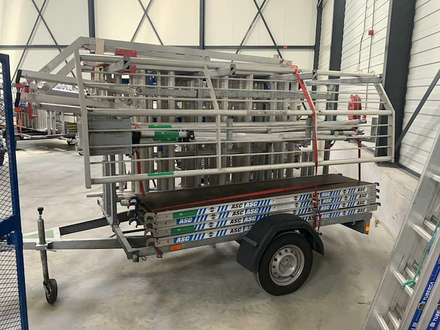 Asc rolsteiger met aanhangwagen - afbeelding 4 van  10