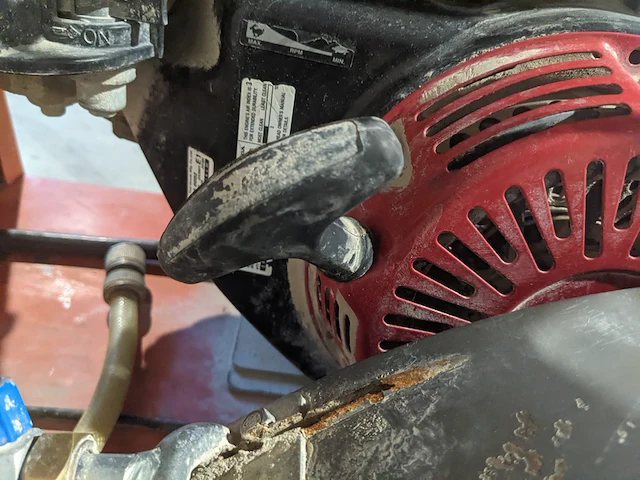 Asfalt-betonzaag 450mm benzine husqvarna, fs400, bouwjaar 2015 - afbeelding 8 van  19