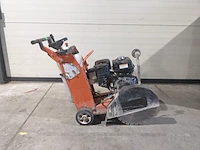Asfalt-betonzaag 450mm benzine husqvarna, fs400, bouwjaar 2017 - afbeelding 1 van  19