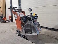 Asfalt-betonzaag 450mm benzine husqvarna, fs400, bouwjaar 2017 - afbeelding 12 van  19
