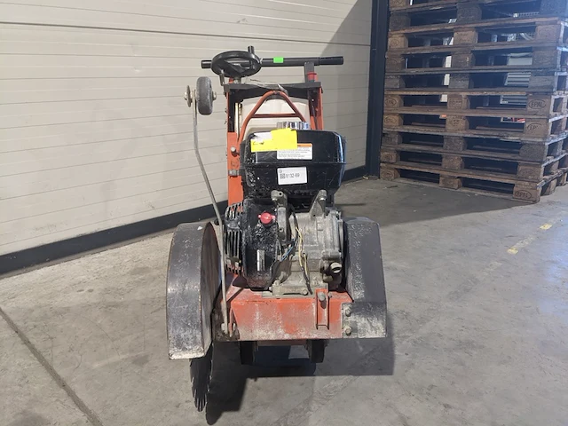 Asfalt-betonzaag 450mm benzine husqvarna, fs400, bouwjaar 2017 - afbeelding 13 van  19