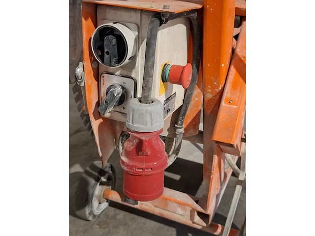 Asfalt-betonzaag 800mm 380v lissmac, compactcut 400e, bouwjaar 2016 - afbeelding 6 van  11