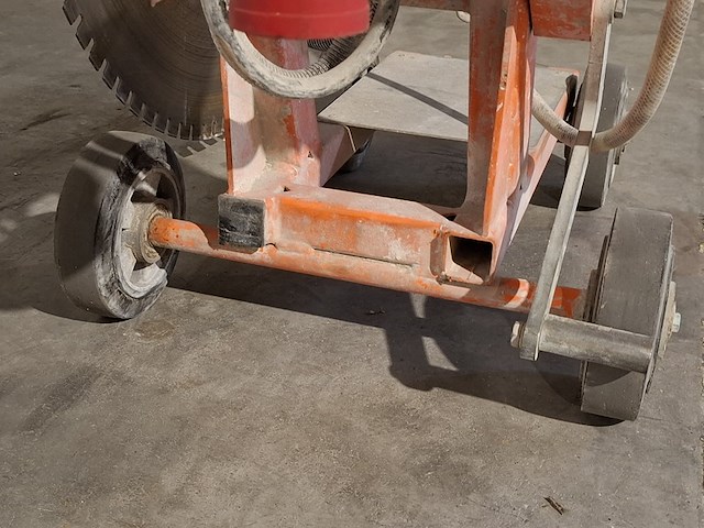 Asfalt-betonzaag 800mm 380v lissmac, compactcut 400e, bouwjaar 2016 - afbeelding 8 van  11