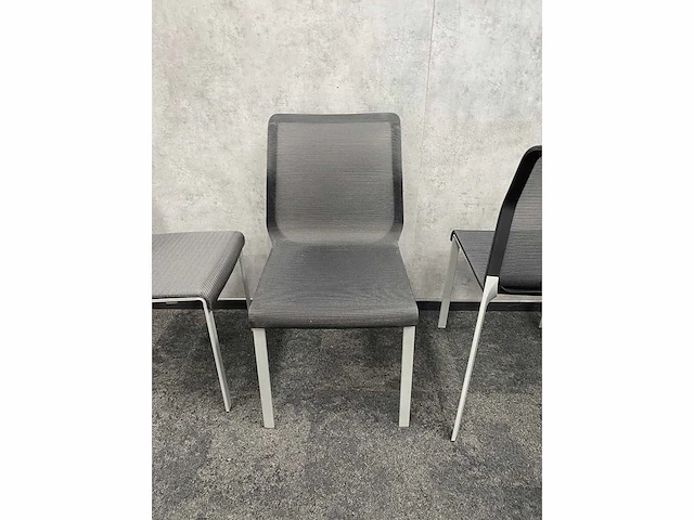 Asis - 4 persoons design set ø120 - afbeelding 15 van  18