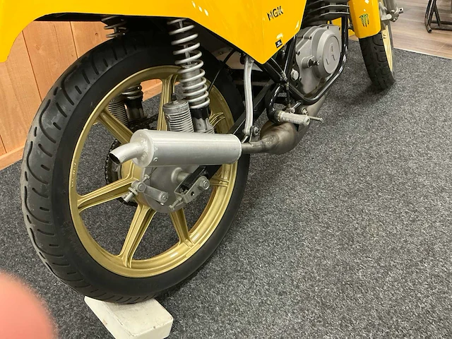 Aspes 125 motorfiets 2 takt - afbeelding 8 van  10