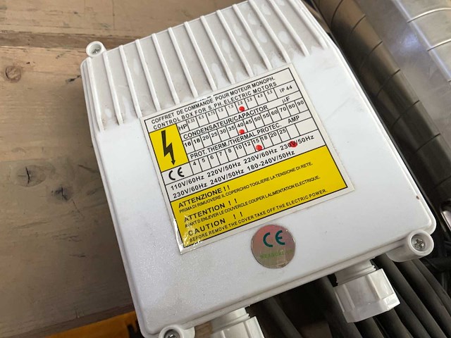 Aspira 4sm8-10f deep well pump - afbeelding 3 van  4