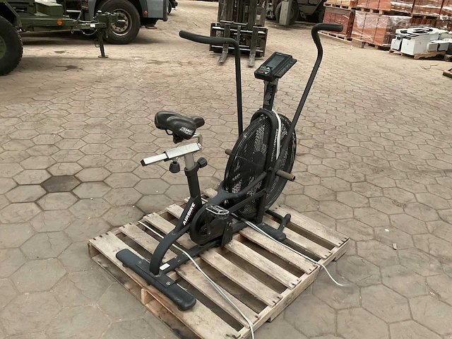 Assault fitness airbike elite home trainer - afbeelding 3 van  5