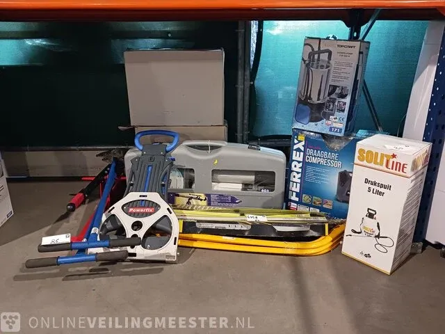 Assortiment diversen - afbeelding 1 van  10