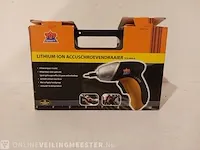 Assortiment doe het zelf artikelen - afbeelding 2 van  9