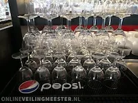 Assortiment glaswerk - afbeelding 7 van  13