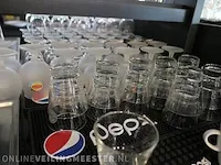 Assortiment glaswerk - afbeelding 8 van  13